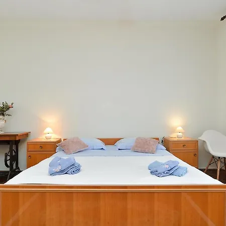 Ferienwohnung Fuer 5 Personen Ca 60 Qm In Pula, Istrien Istrische Riviera - B61765 Apartment