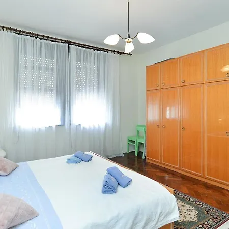 Ferienwohnung Fuer 5 Personen Ca 60 Qm In Pula, Istrien Istrische Riviera - B61765 *