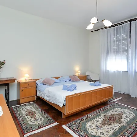 Ferienwohnung Fuer 5 Personen Ca 60 Qm In Pula, Istrien Istrische Riviera - B61765 *