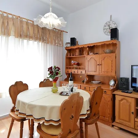 Apartment Ferienwohnung Fuer 5 Personen Ca 60 Qm In Pula, Istrien Istrische Riviera - B61765 Pula